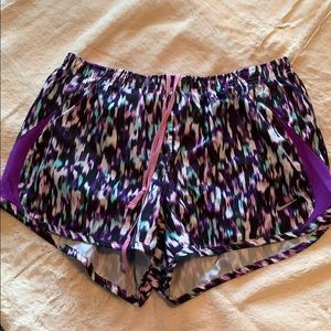 Medium Nike running shorts